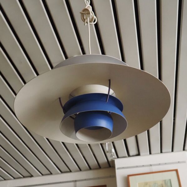 Poul Henningsen