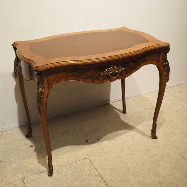 Table de style Régence