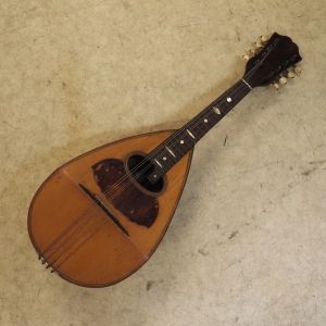 Mandoline vers 1950