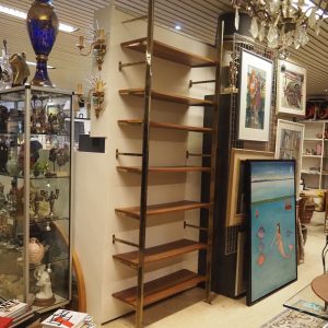 Importante étagère vers 1950