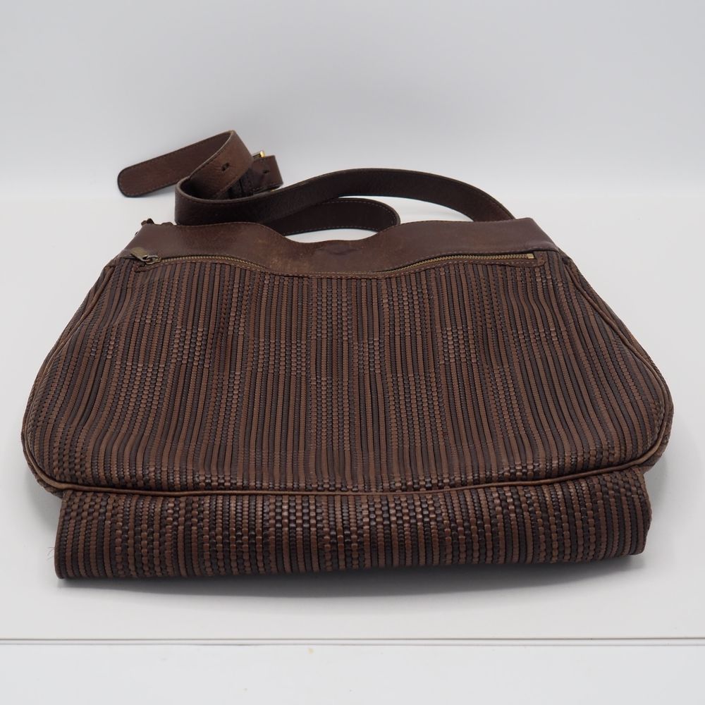 - – Image 3