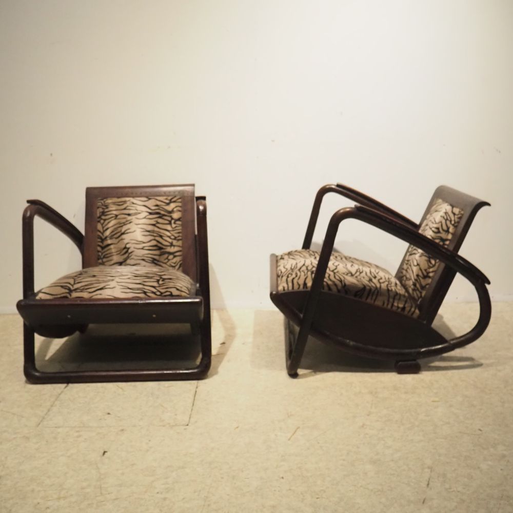 - – Image 3