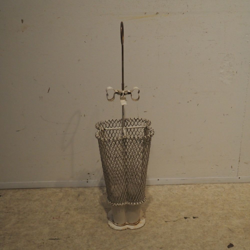 - – Image 3