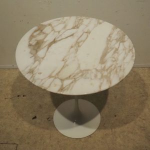 Eero Saarinen / Knoll