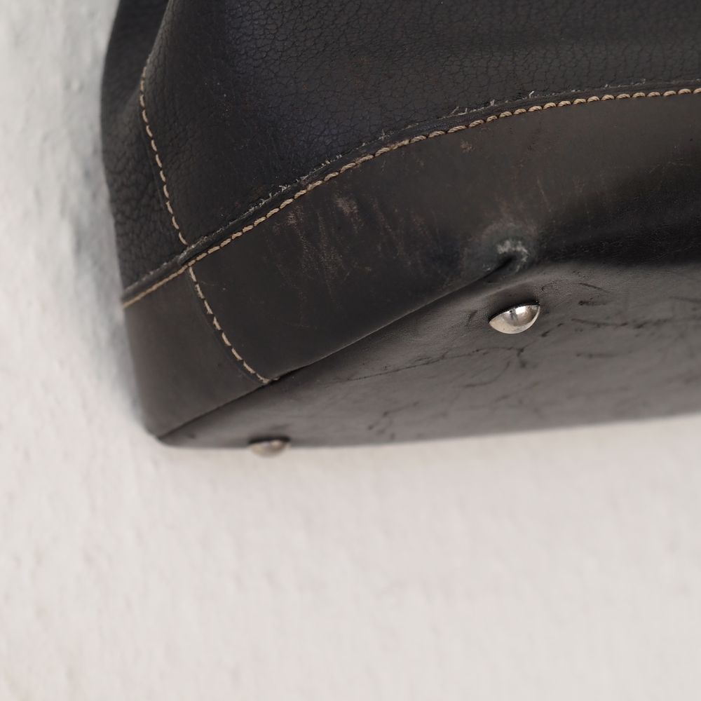 - – Image 3